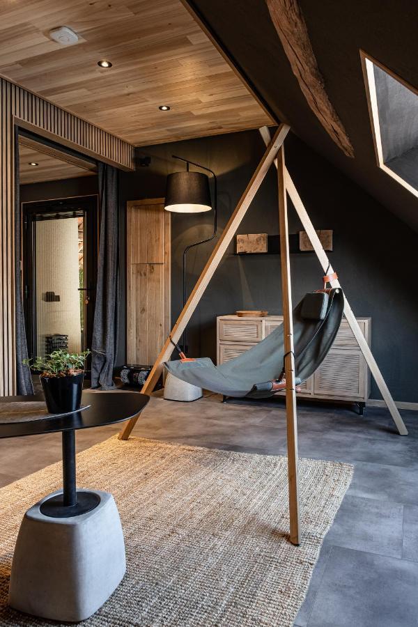 Le Studio Des Pres Verts Suite Design Avec Jacuzzi Privatif Jouey Exterior foto
