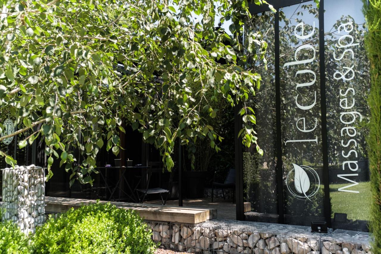 Le Studio Des Pres Verts Suite Design Avec Jacuzzi Privatif Jouey Exterior foto